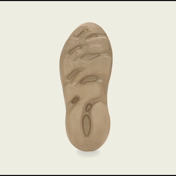 Yeezy Foam Runner - Tan - Picture 5 of 15